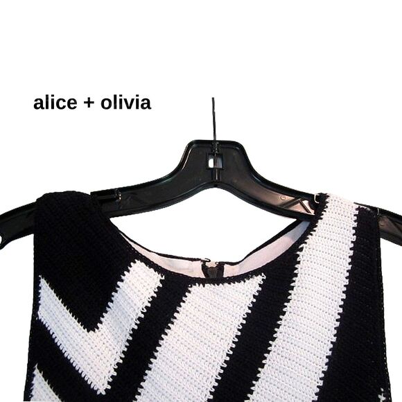 alice + olivia NEW Old Money MONACO Chevron Crochet Peplum Mini Dress XS - Picture 4 of 11